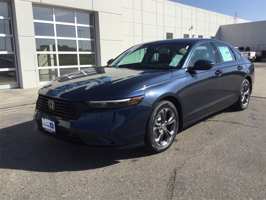 2025 Honda Accord Hybrid EX-L photo 9