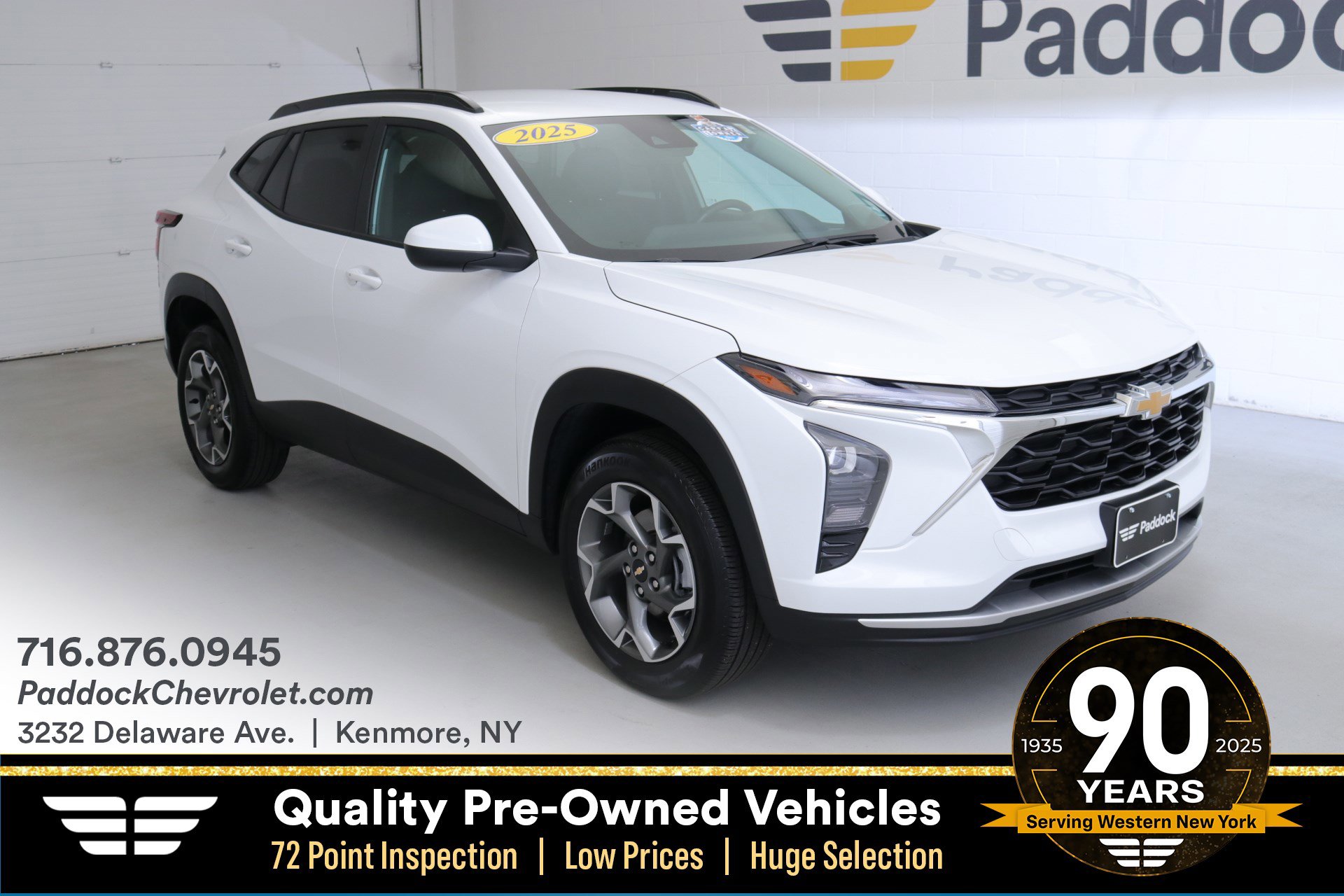 Used 2025 Summit White Chevrolet LT image 1