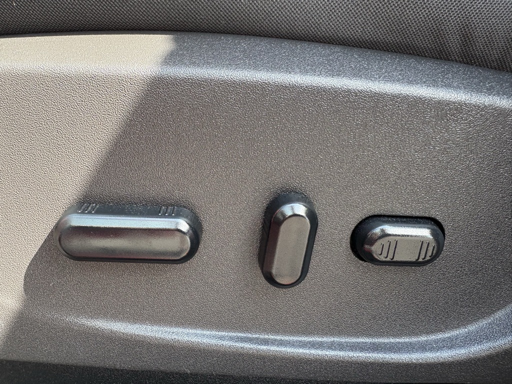 2019 Ford Escape SE photo 19