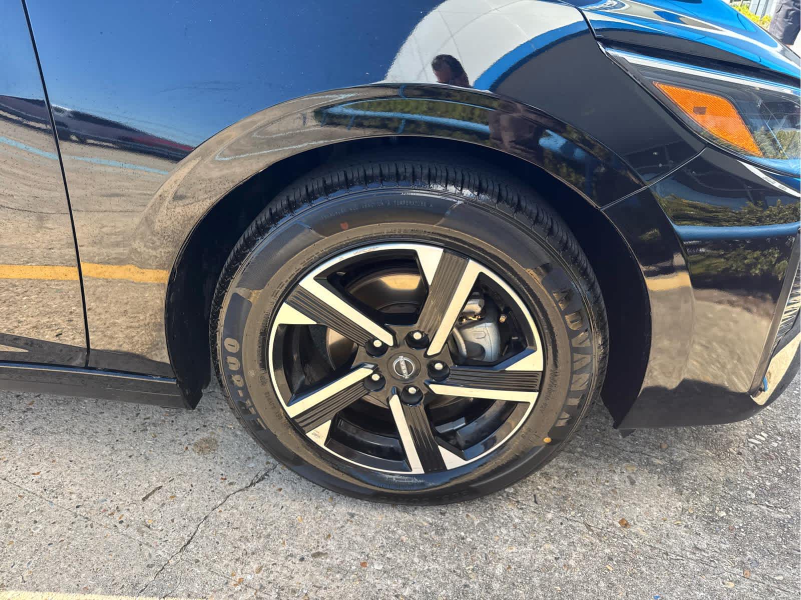 2024 Nissan Sentra SV photo 4