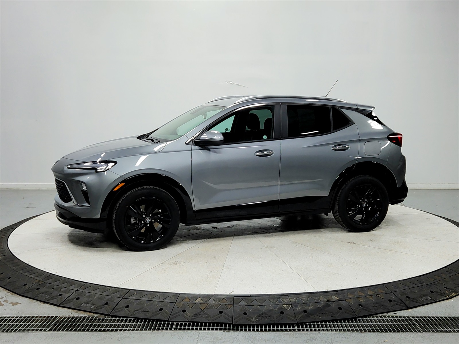 2024 Buick Encore GX Sport Touring photo 4