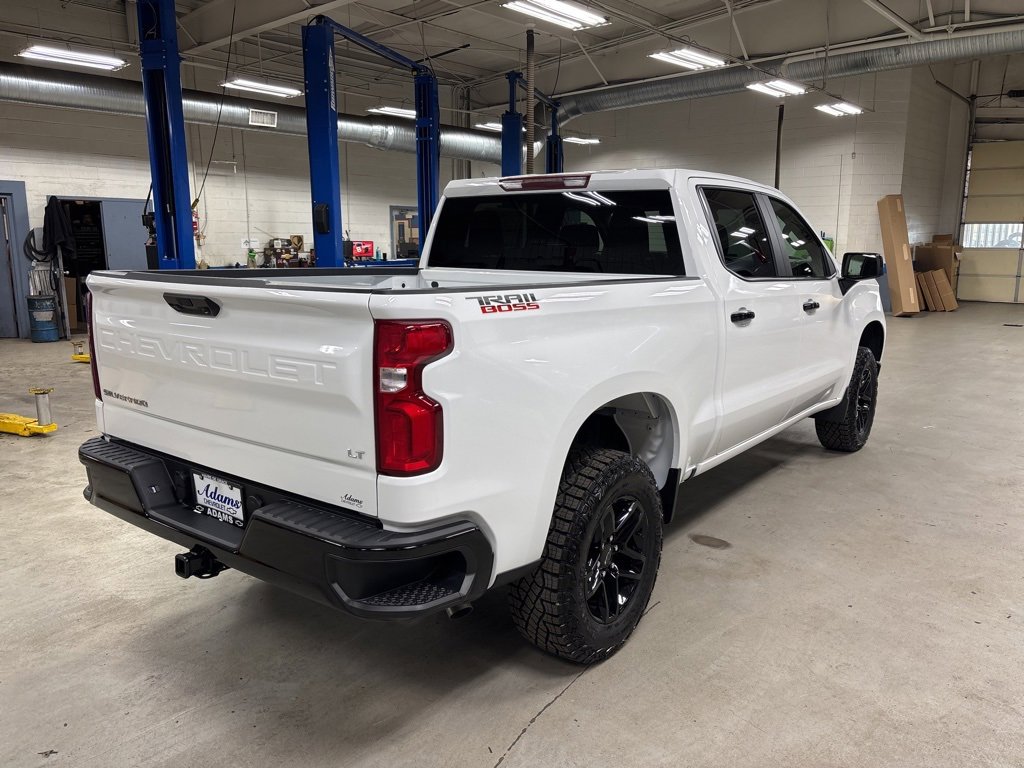 2026 Chevrolet Silverado Trail Boss LT photo 4