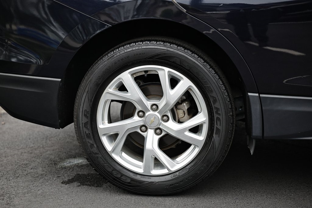2020 Chevrolet Equinox Premier photo 3