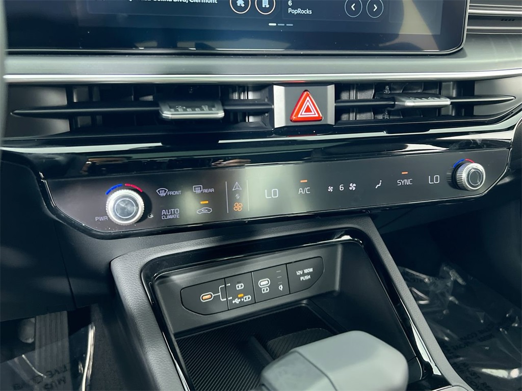2025 Kia K5 GT-Line photo 23