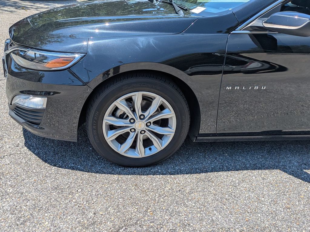 2022 Chevrolet Malibu 1LT photo 10