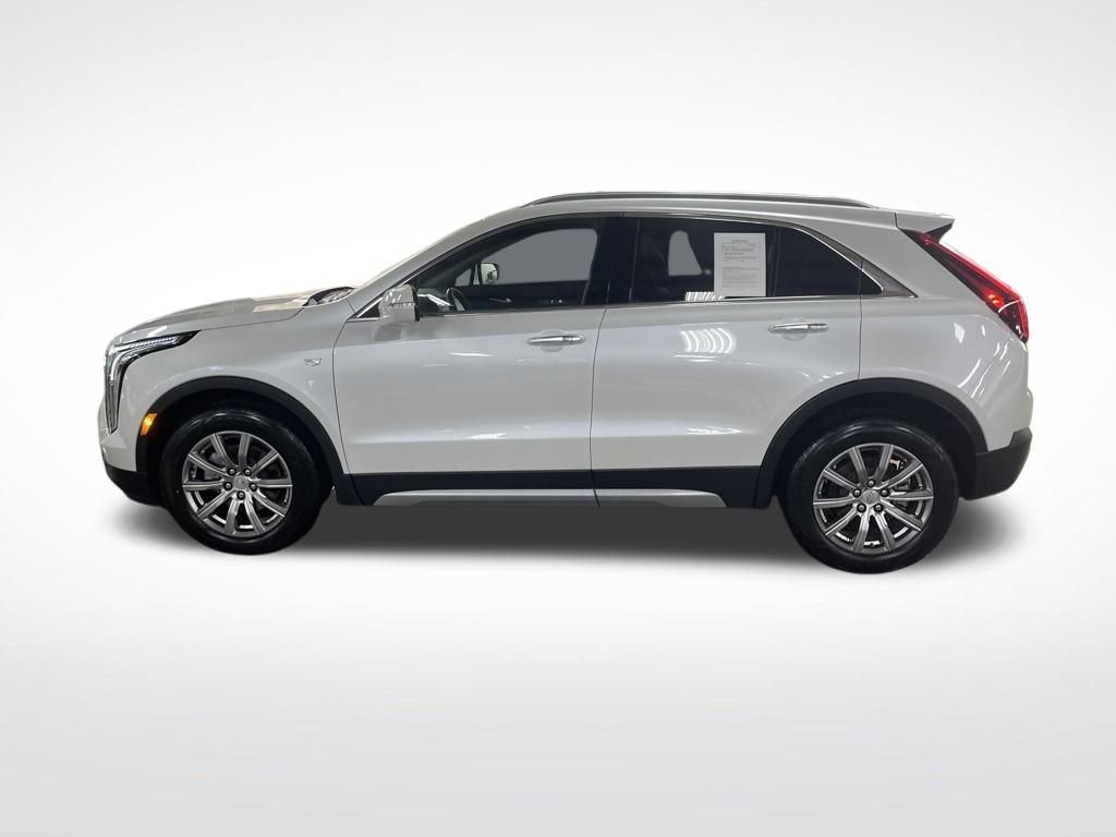 2023 Cadillac XT4 Premium Luxury photo 2