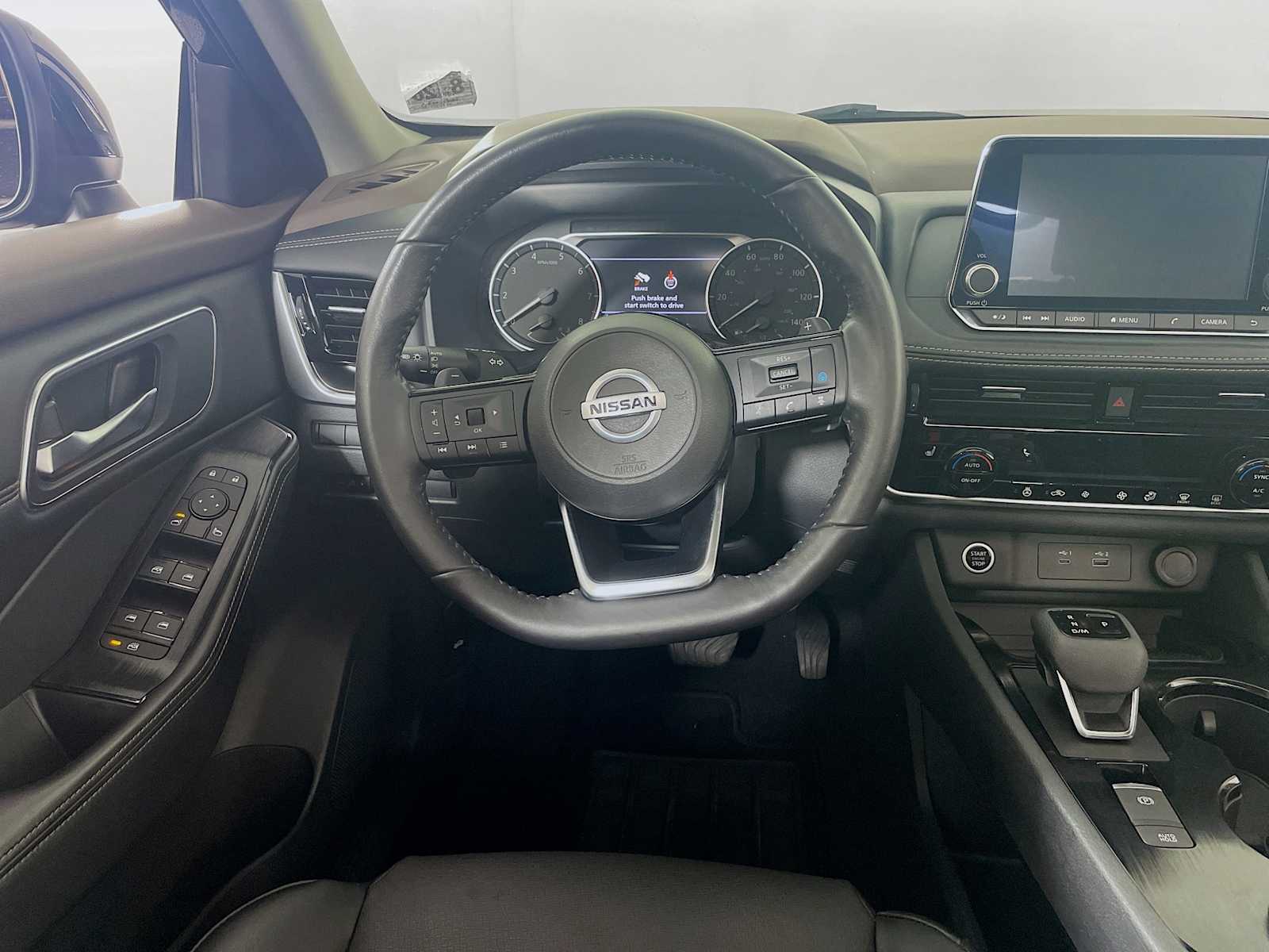 2021 Nissan Rogue SV photo 19