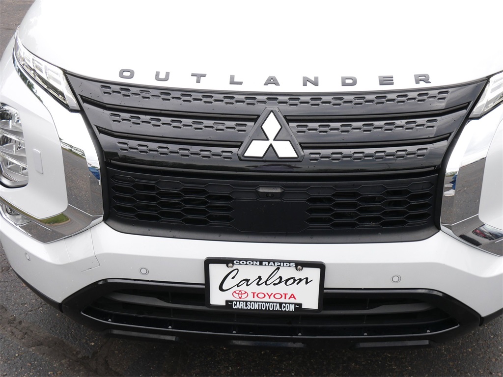 2023 Mitsubishi Outlander Ralliart SE Black Edition photo 8