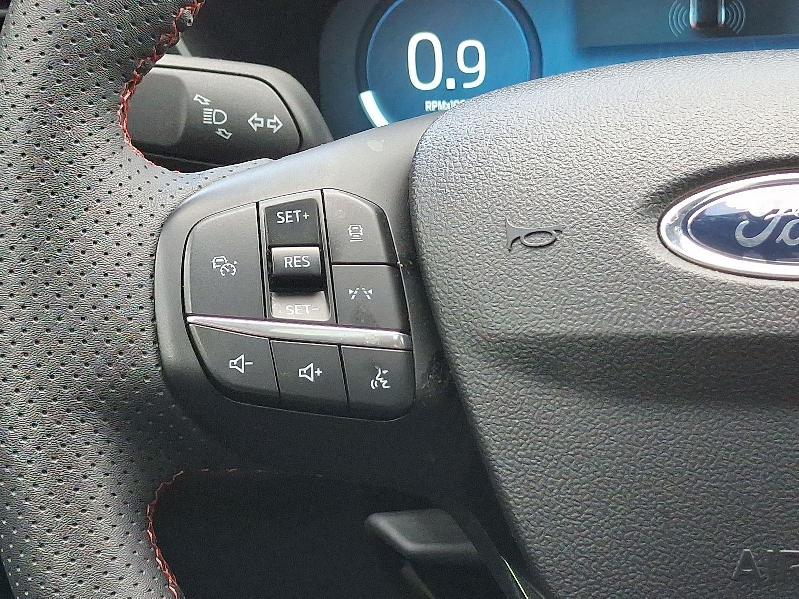 2024 Ford Escape ST-Line Elite photo 19