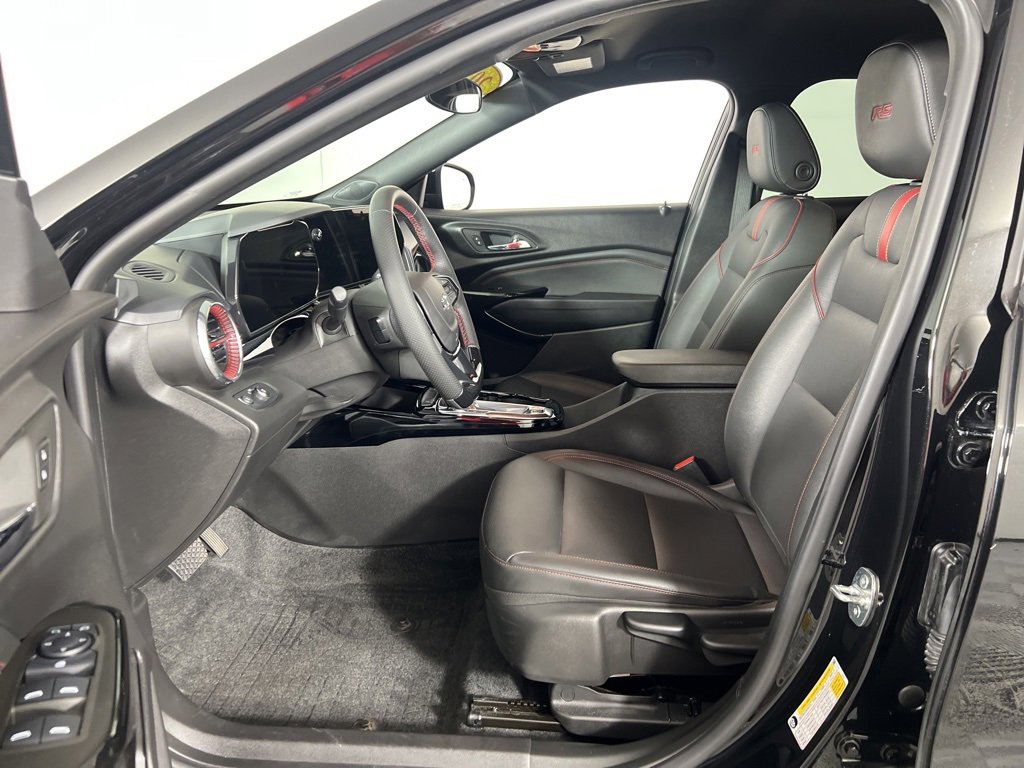 2024 Chevrolet Trax photo 13