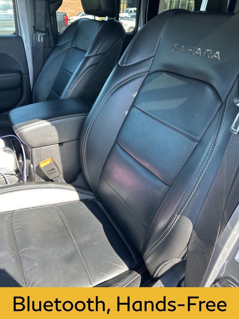 2018 Jeep Wrangler Unlimited Sahara photo 8