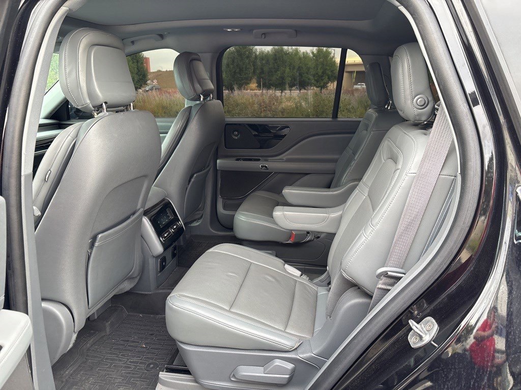 2020 Lincoln Aviator Reserve photo 11