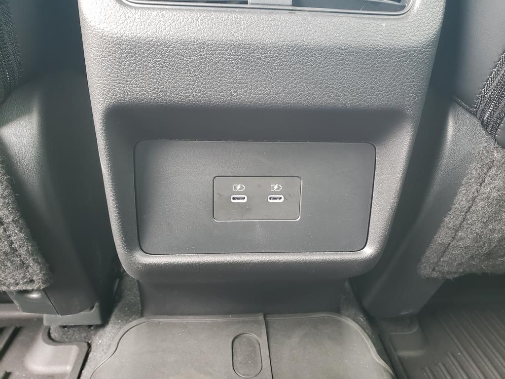 2024 Nissan Rogue SV photo 18