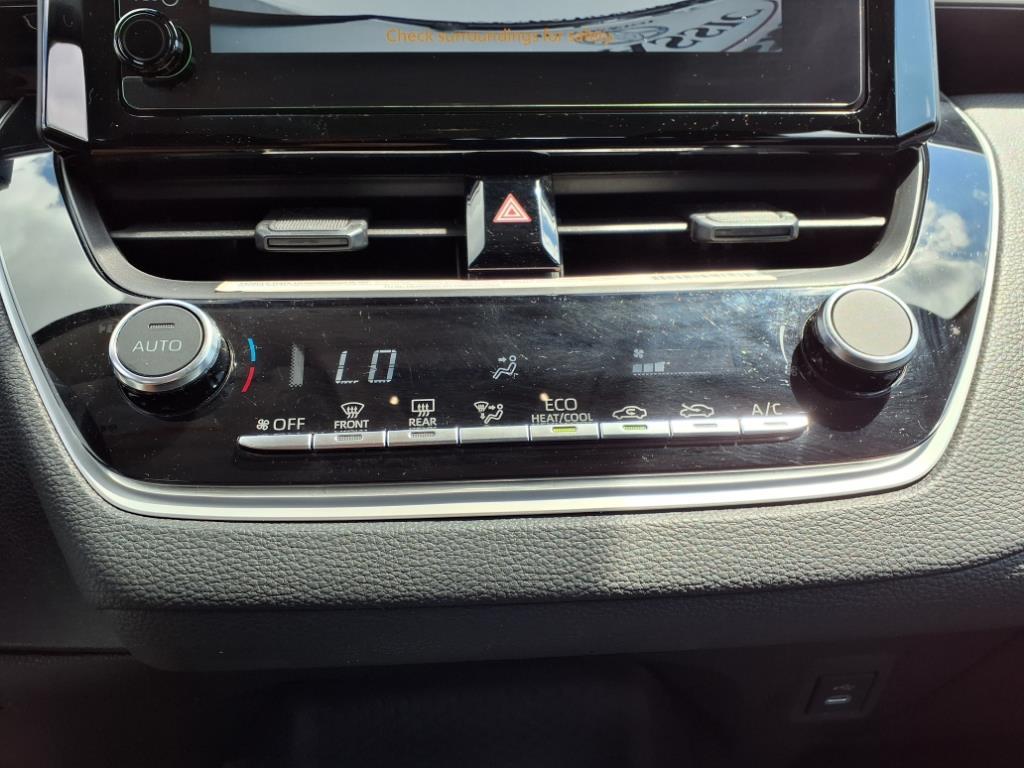 2024 Toyota Corolla LE photo 17