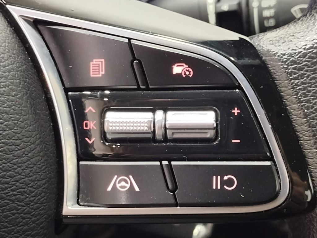 2023 Kia Forte LXS photo 19