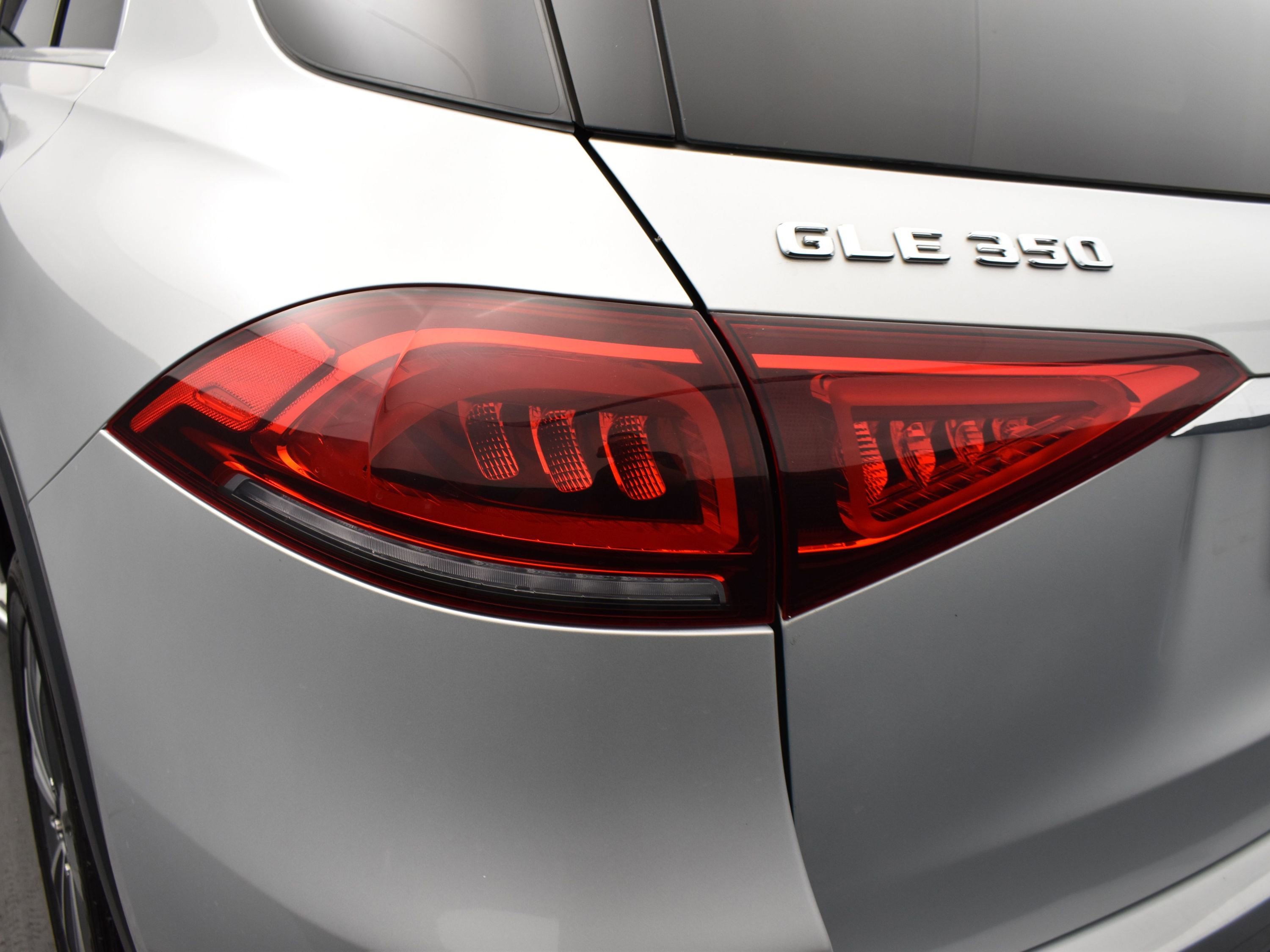 2020 Mercedes Benz GLE 350 4MATIC photo 6