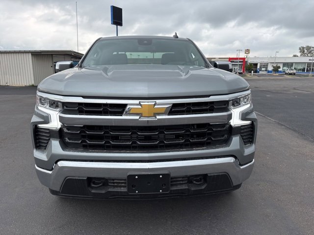 2025 Chevrolet Silverado 1500 LT1 photo 3
