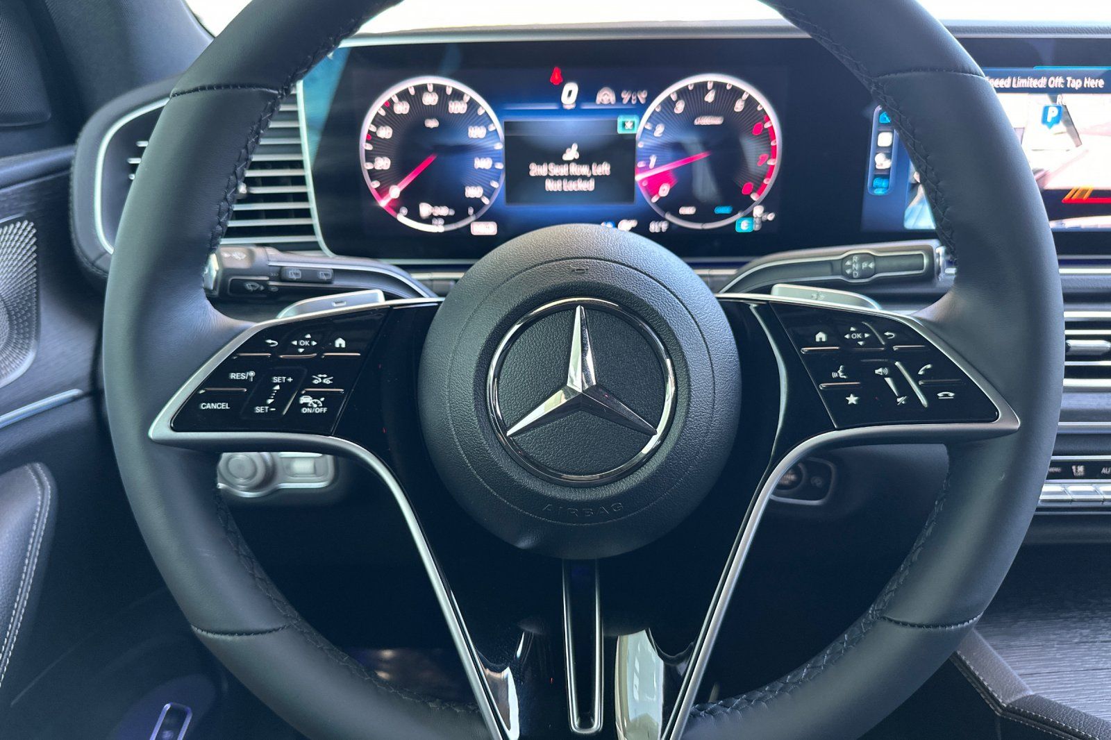 2025 Mercedes Benz GLS 450 4MATIC photo 18