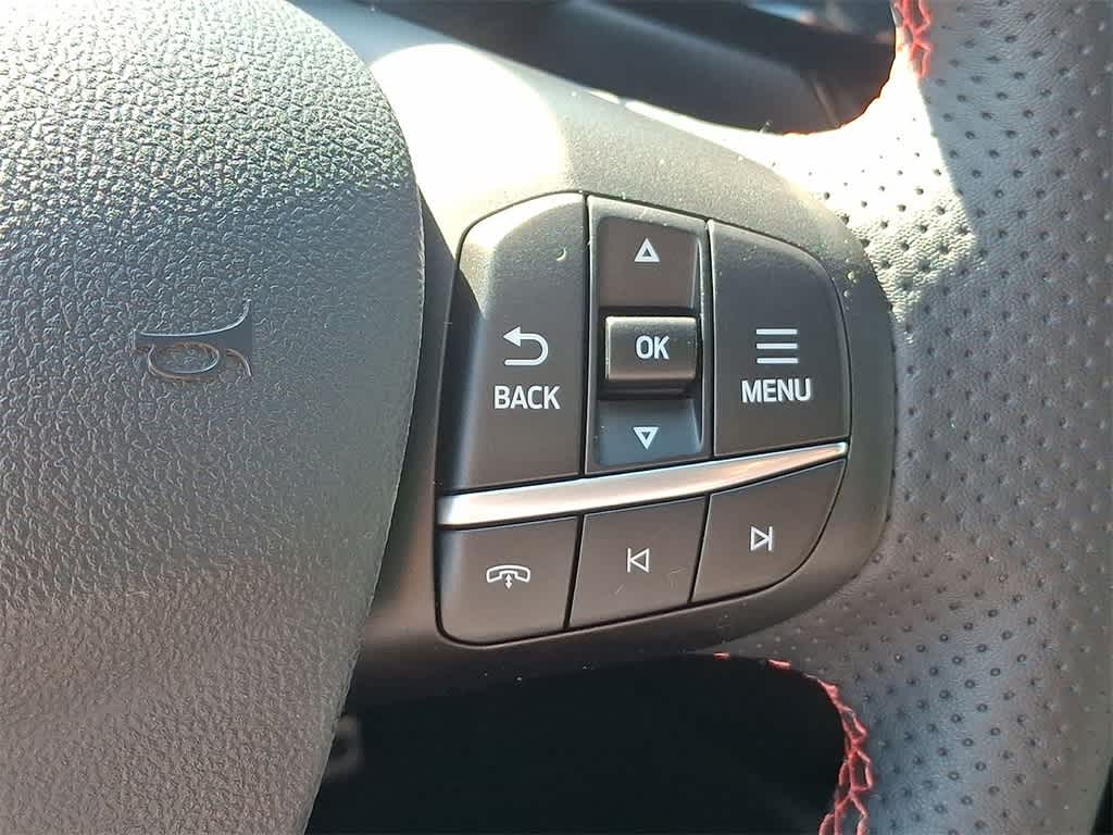 2023 Ford Escape ST-Line photo 24