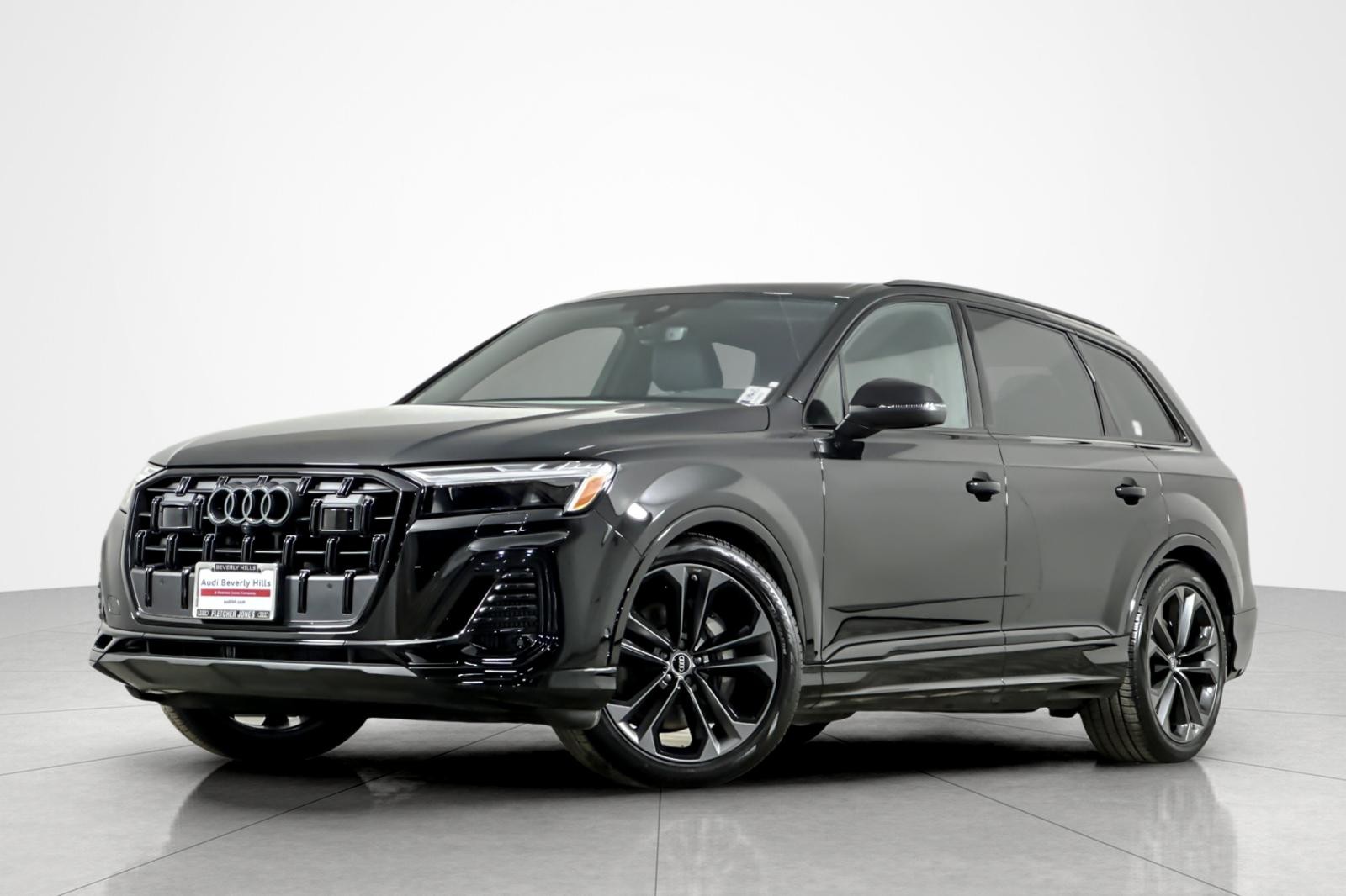 2025 Audi Q7 Premium Plus's photo