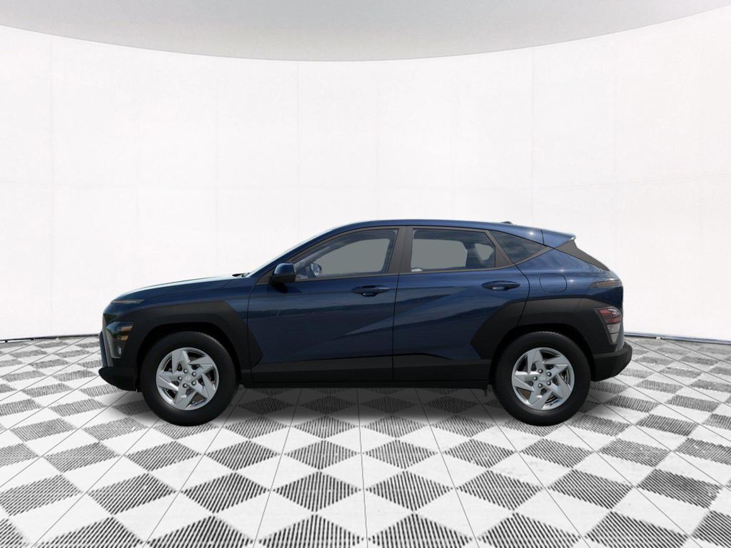 2026 Hyundai Kona SE photo 2