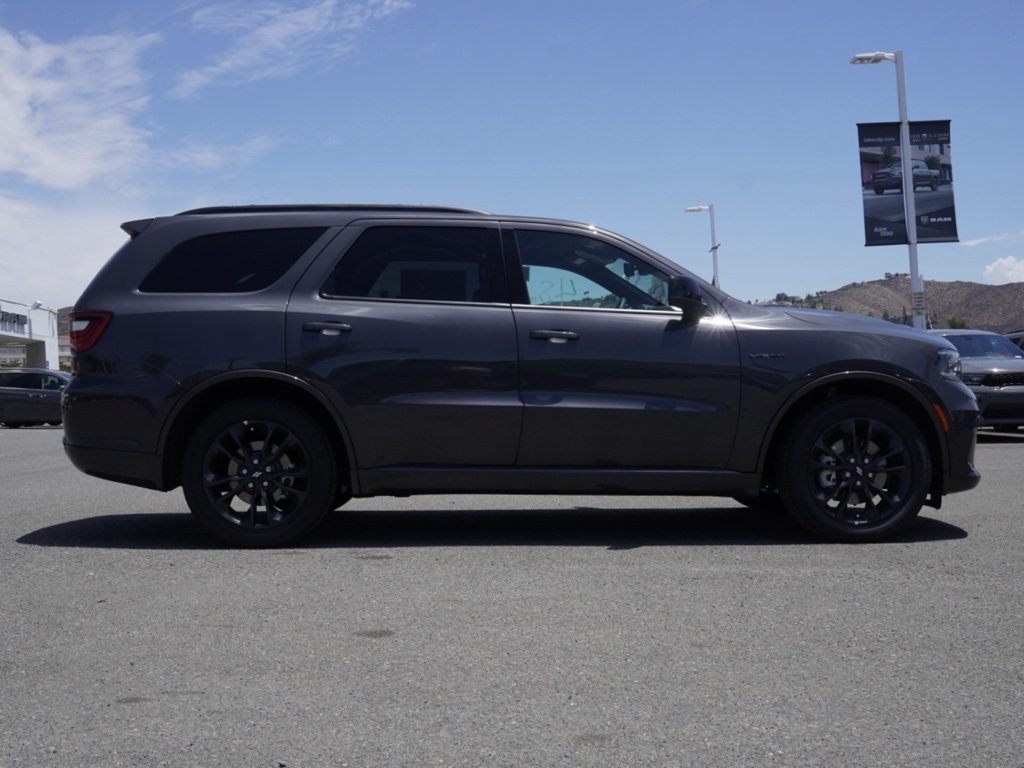 2025 Dodge Durango R/T Blacktop photo 3