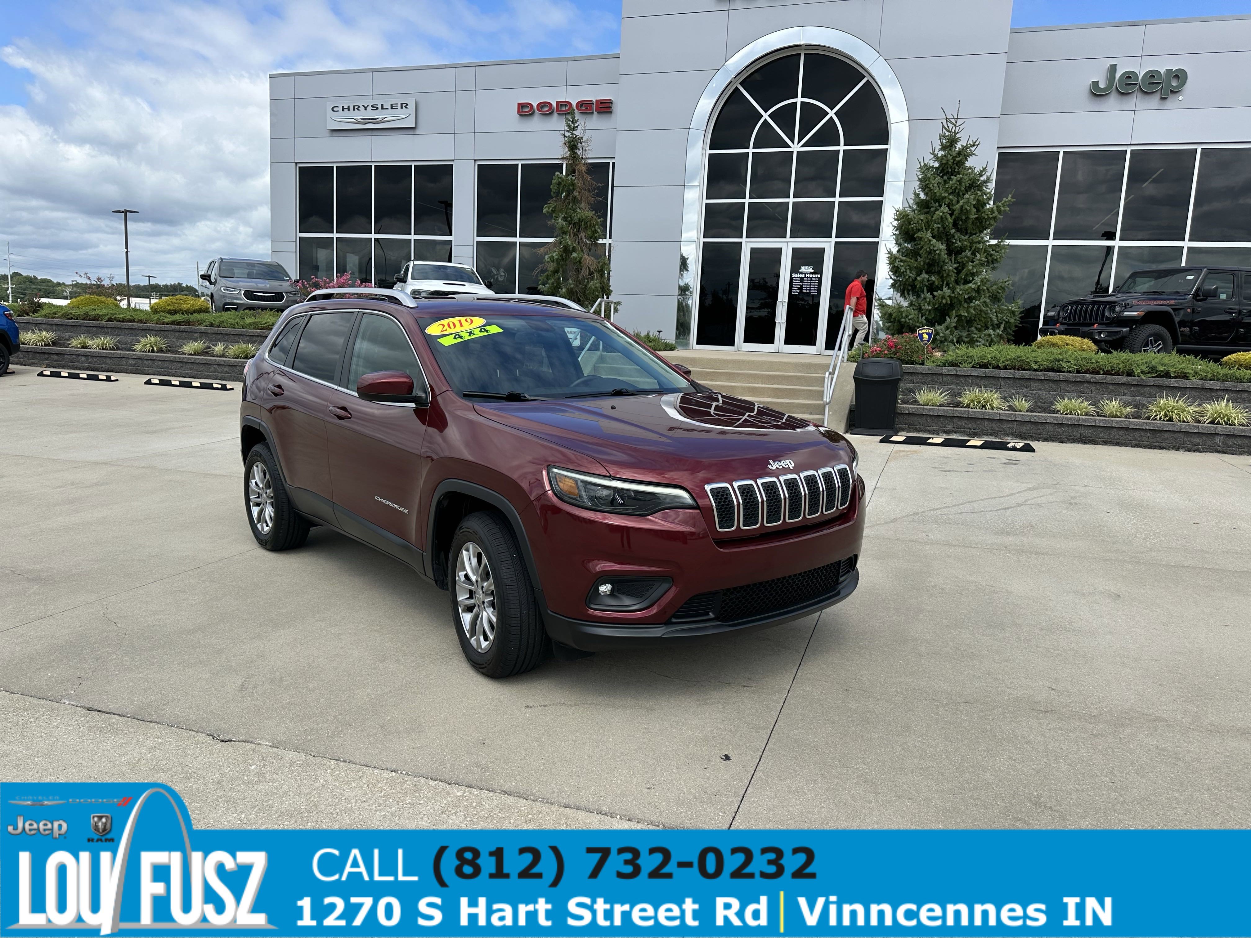 Used 2019 Jeep Cherokee Latitude Plus with VIN 1C4PJMLX2KD155320 for sale in Vincennes, IN