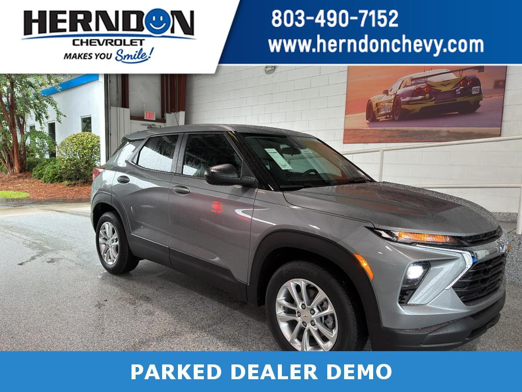 2026 Chevrolet Trailblazer LS's photo