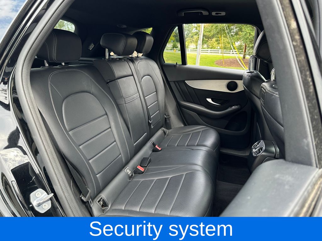 2019 Mercedes Benz GLC 300 photo 20