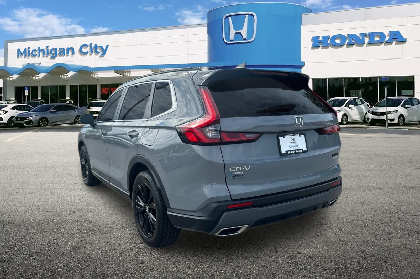 2024 Honda CR-V Hybrid Sport Touring photo 2