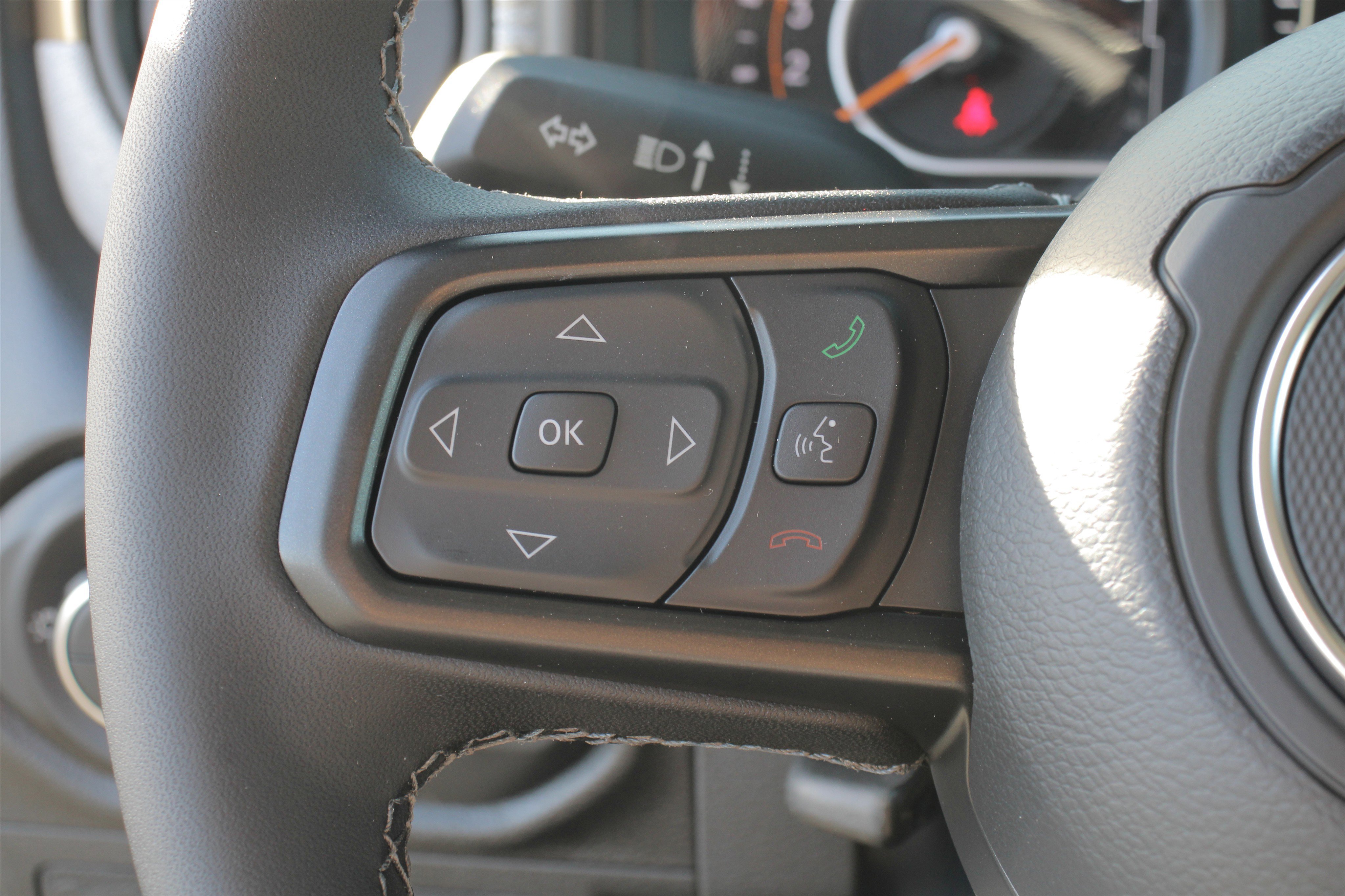 2026 Jeep Gladiator Willys photo 3