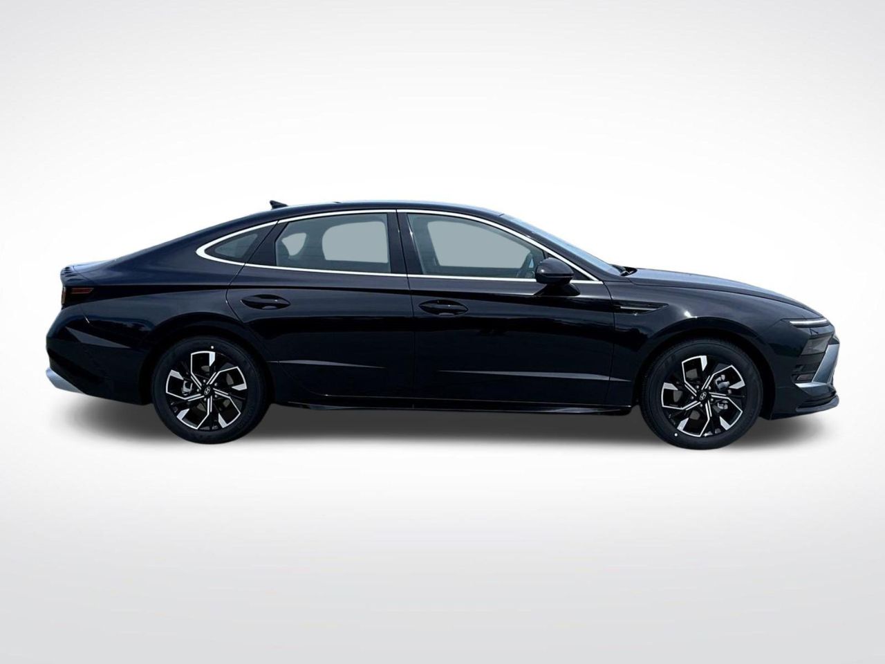 2025 Hyundai Sonata SEL photo 4