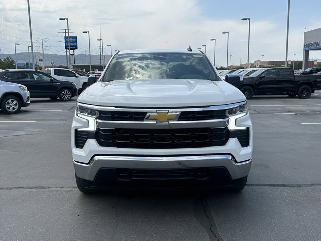 2025 Chevrolet Silverado 1500 photo 3