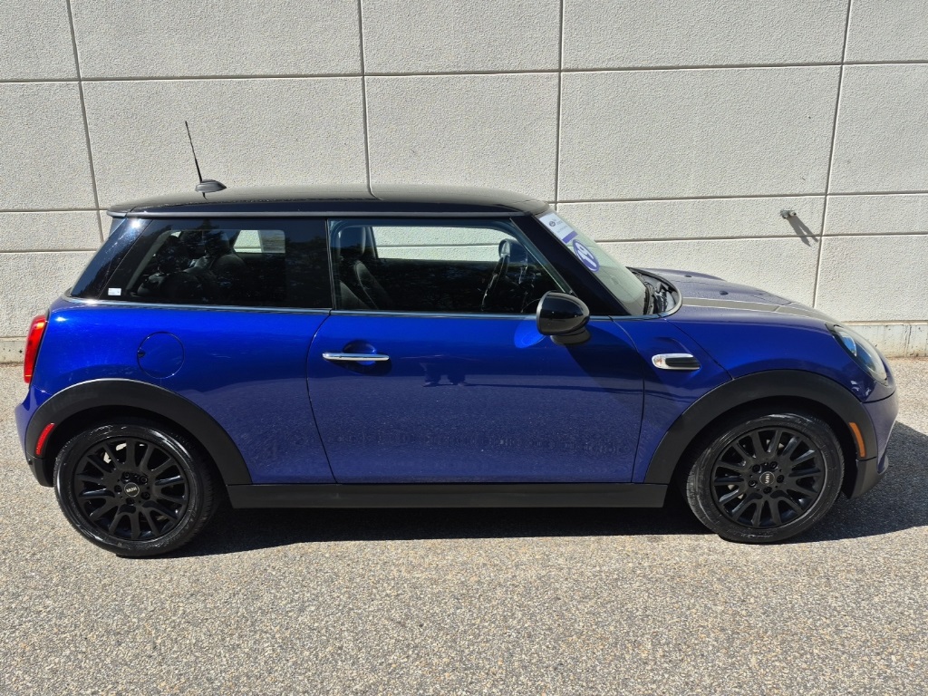 2019 Mini Cooper 2 Door Hardtop photo 3