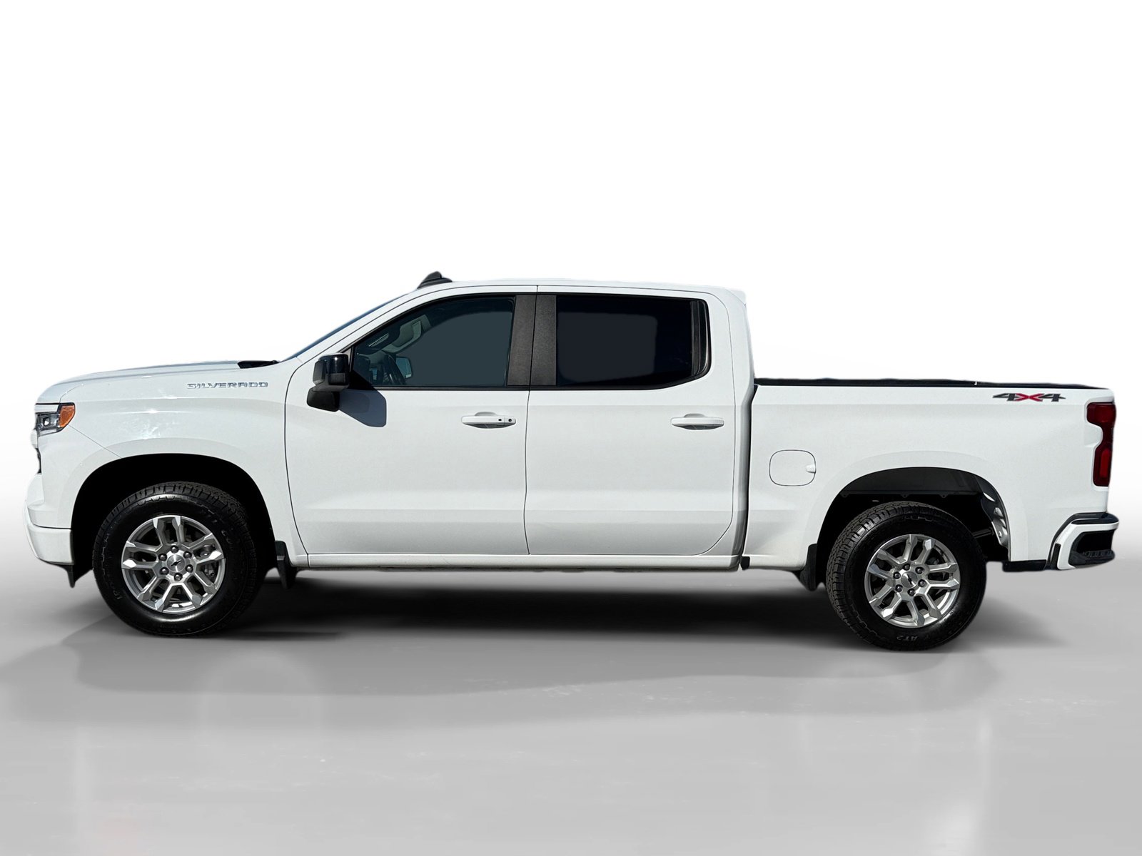 2023 Chevrolet Silverado 1500 RST photo 2