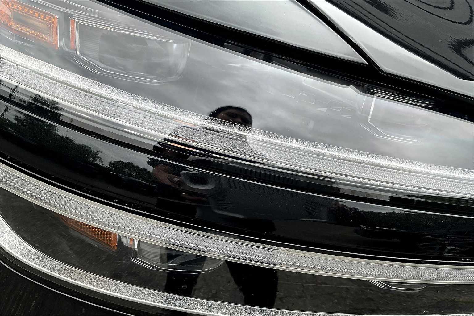 2025 Genesis GV70 2.5T photo 24