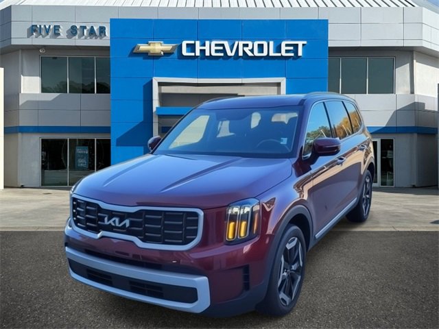 2024 Kia Telluride S photo 2