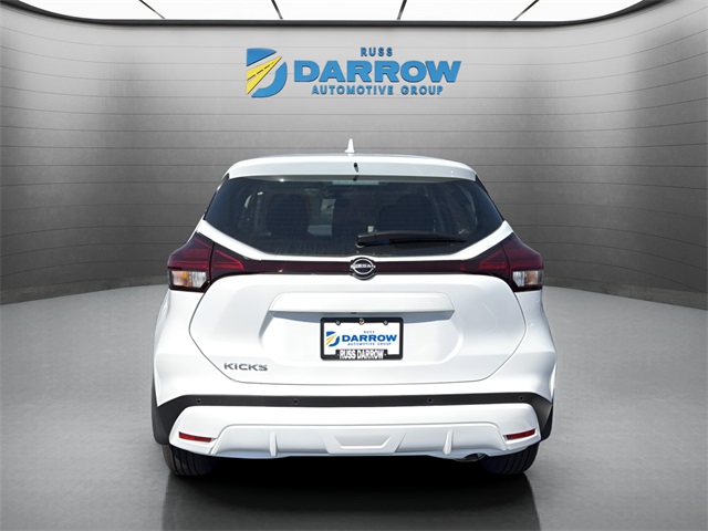 2025 Nissan Kicks Play S photo 4