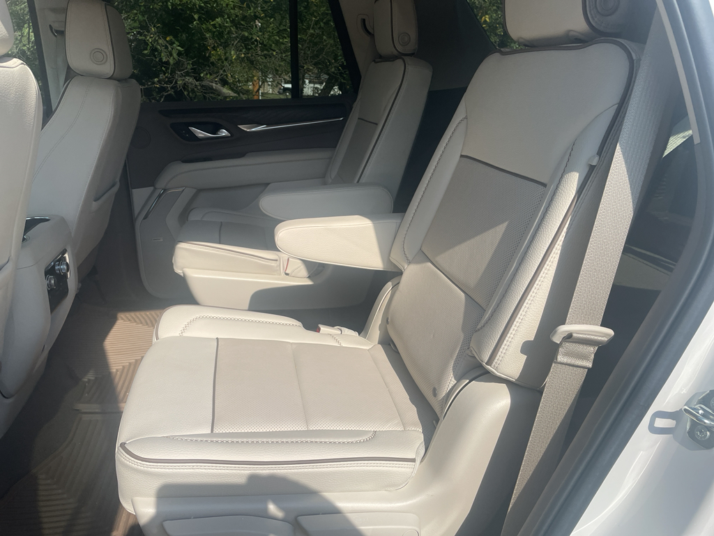 2022 Gmc Yukon Denali photo 11