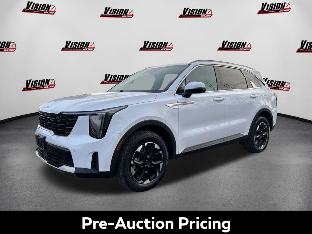 2025 Kia Sorento S's photo