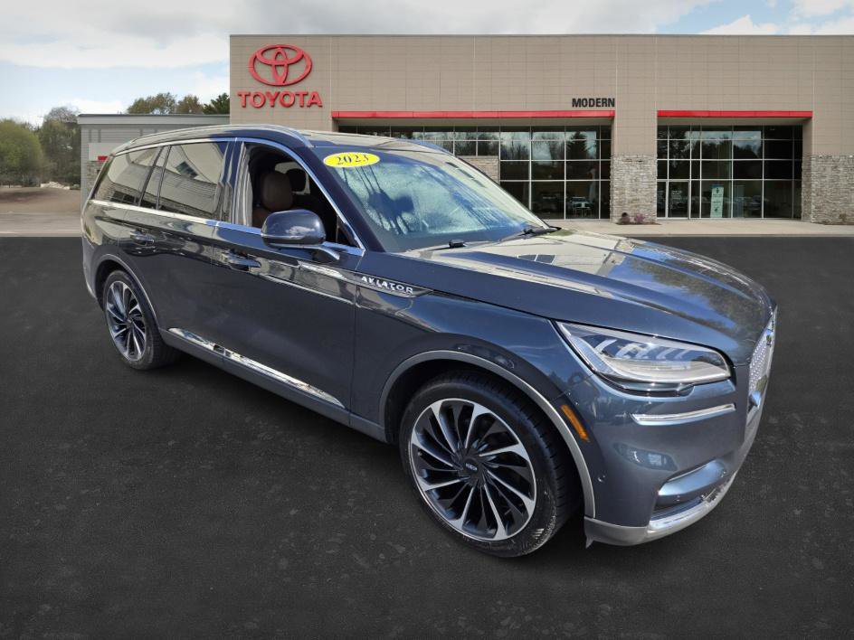 2023 Lincoln Aviator Reserve photo 3