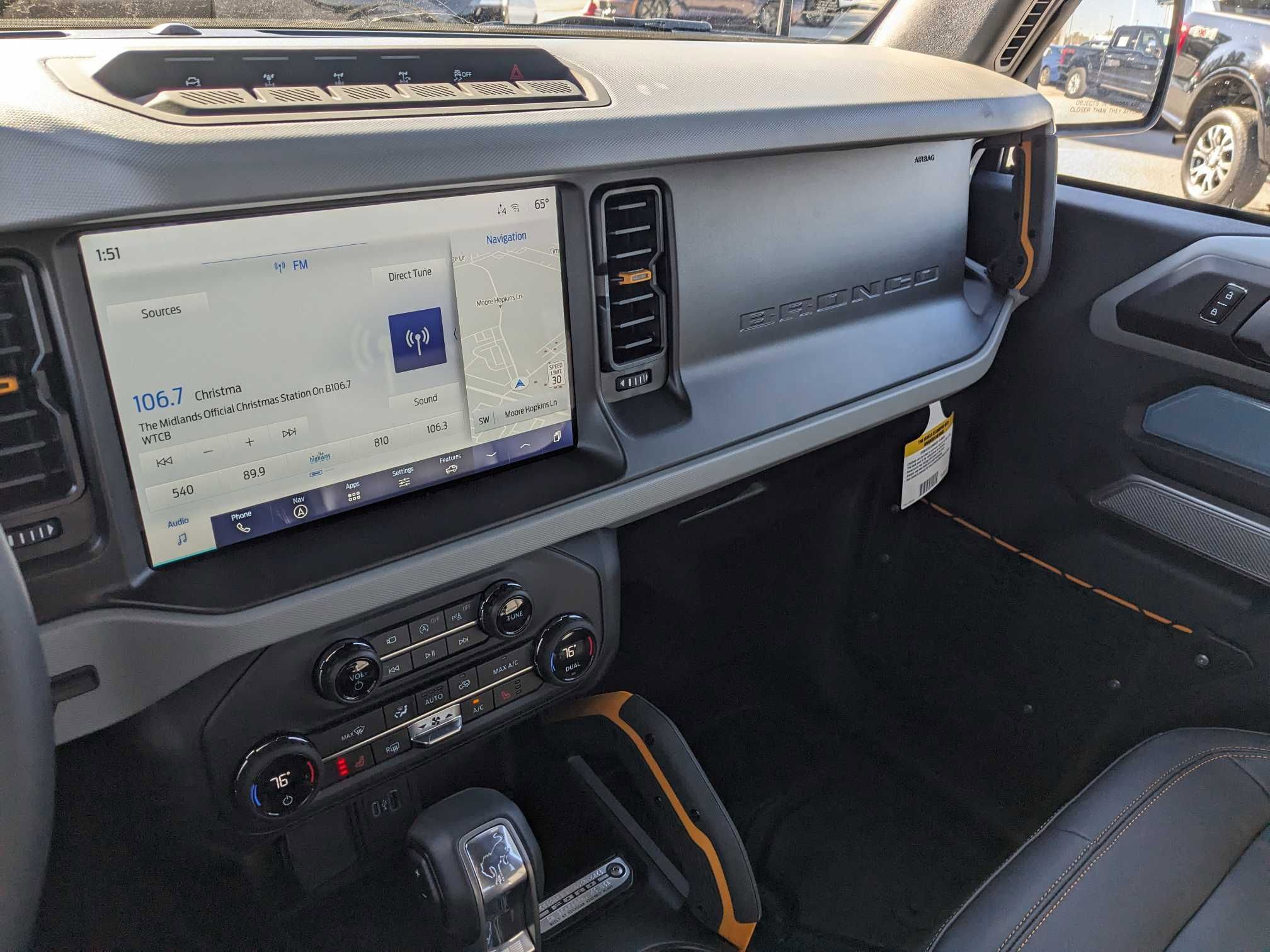 2023 Ford Bronco Badlands photo 18