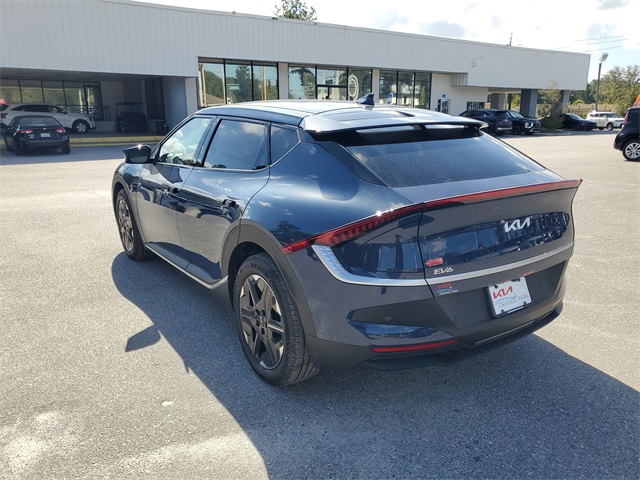 2025 Kia EV6 Light photo 4