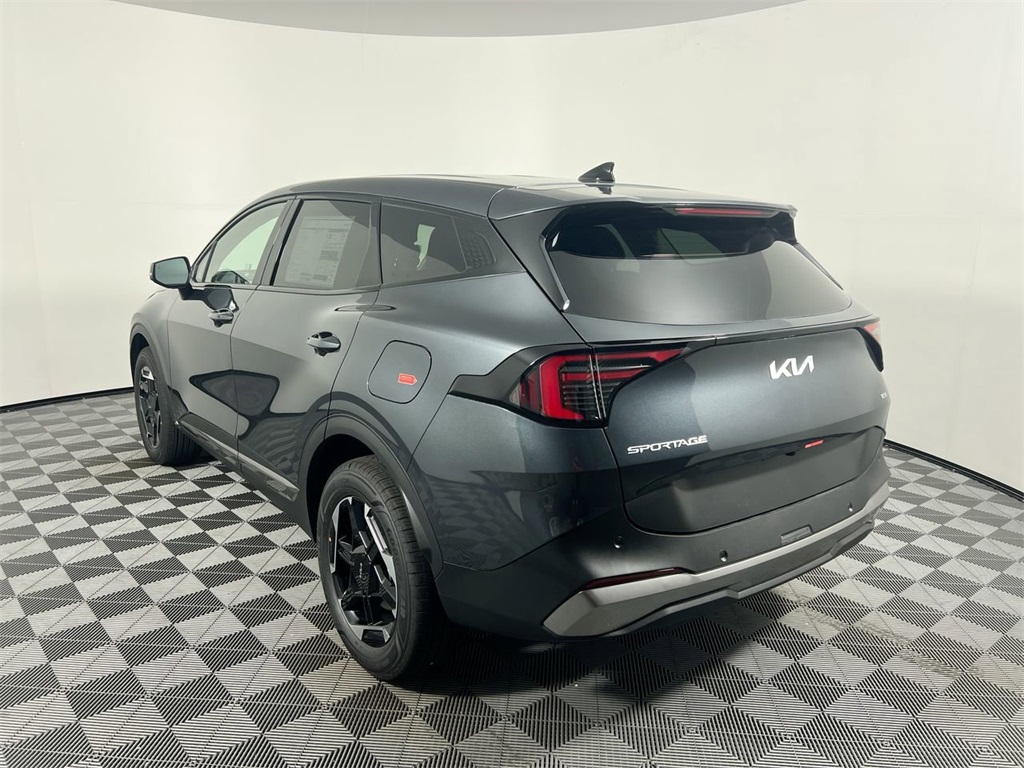 2026 Kia Sportage Hybrid S photo 3