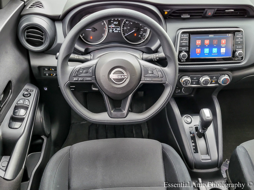 2024 NISSAN KICKS - Image 10