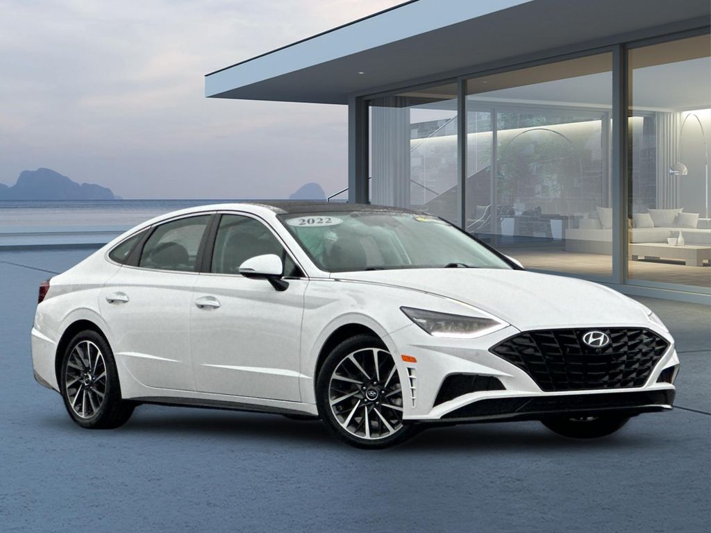 2022 Hyundai Sonata Limited's photo