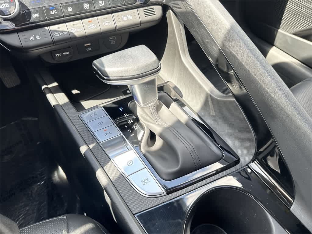 2024 Hyundai Elantra Hybrid Limited photo 19