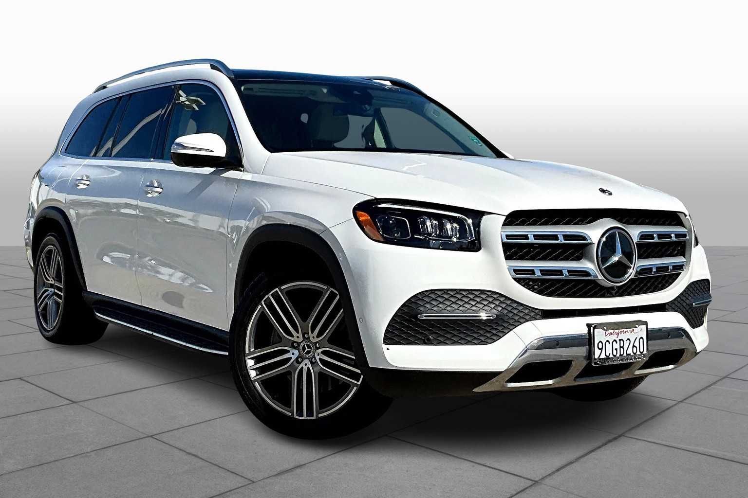 2022 Mercedes Benz GLS 450 4MATIC photo 2