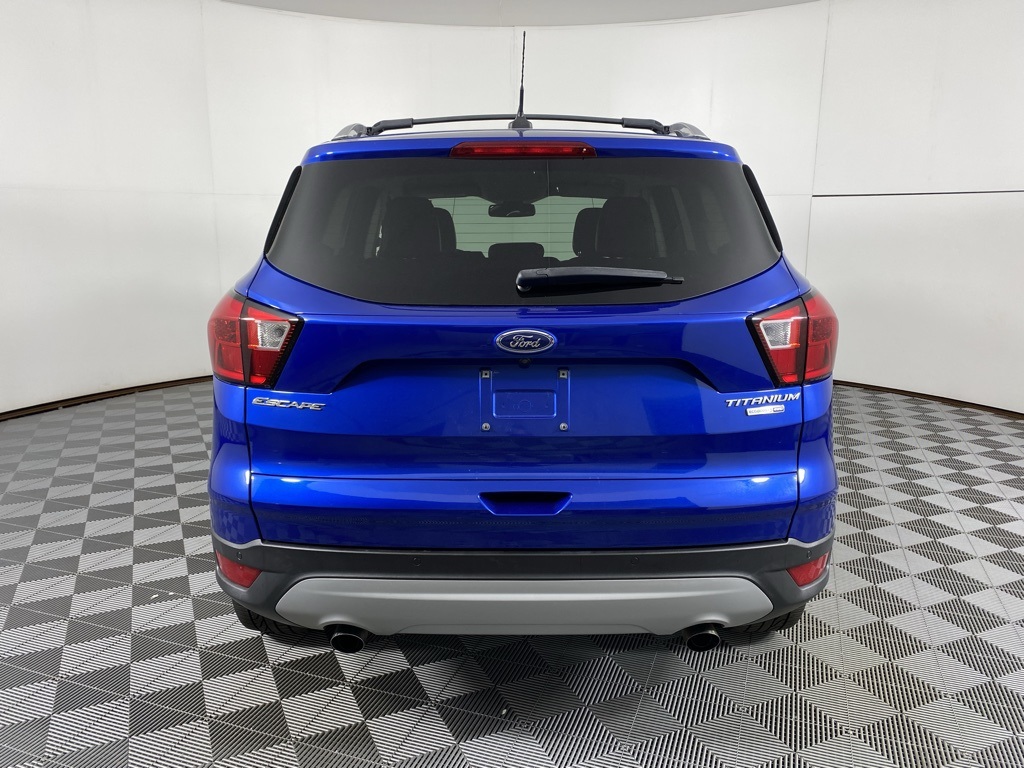 2019 Ford Escape Titanium photo 3
