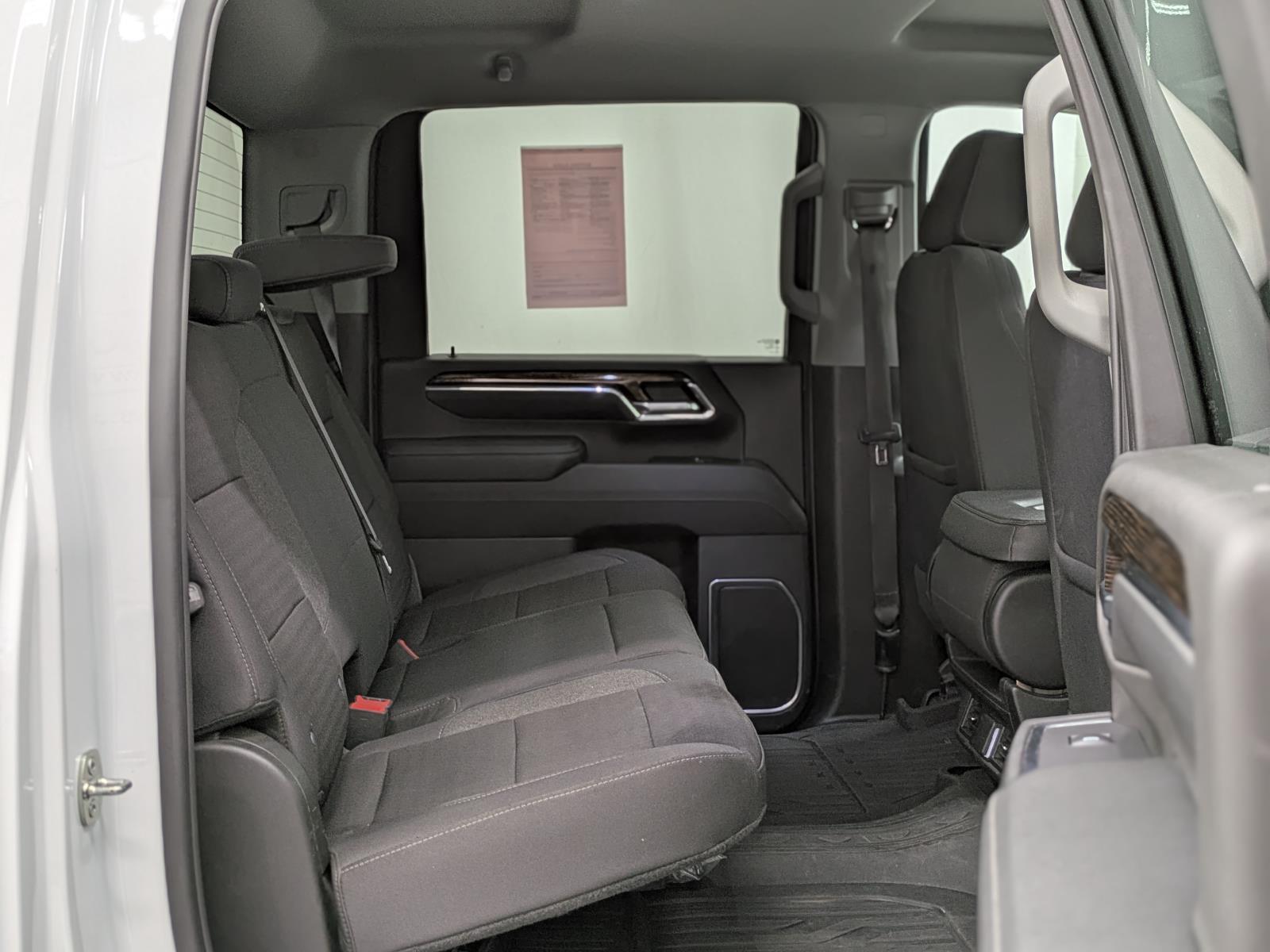 2024 Gmc Sierra HD SLE photo 21